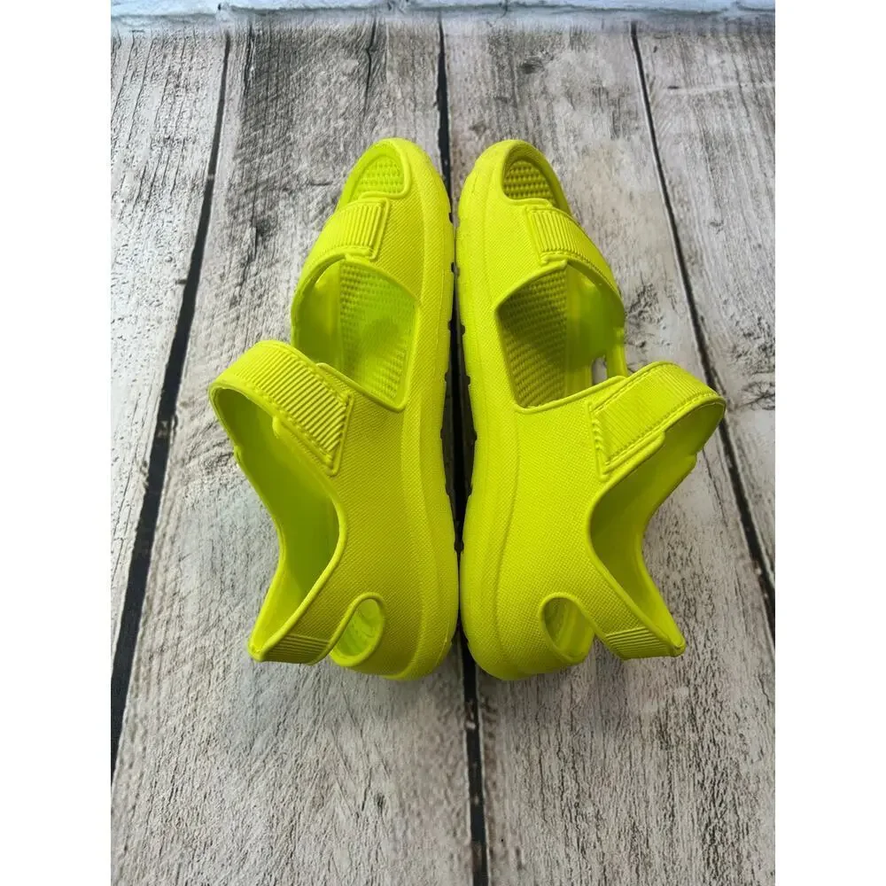 TOTES Girl’s Everywear Molded Sports Sandals / Size: 2-3